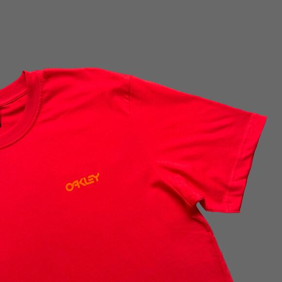Oakley RARE Heritage Eyeshade SS Tee Mens Size L NWOT Red Gorpcore - Picture 3 of 8